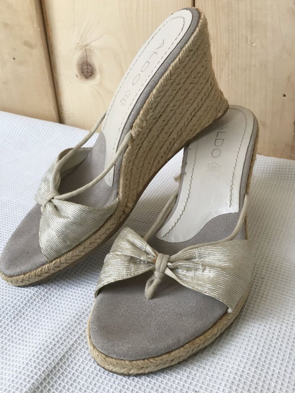 Aldo shimmery gold slide wedge sandal, Espadrille, Size 38 (7.5)